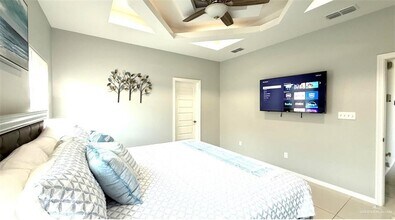 807 Lark St in Alamo, TX - Building Photo - Building Photo