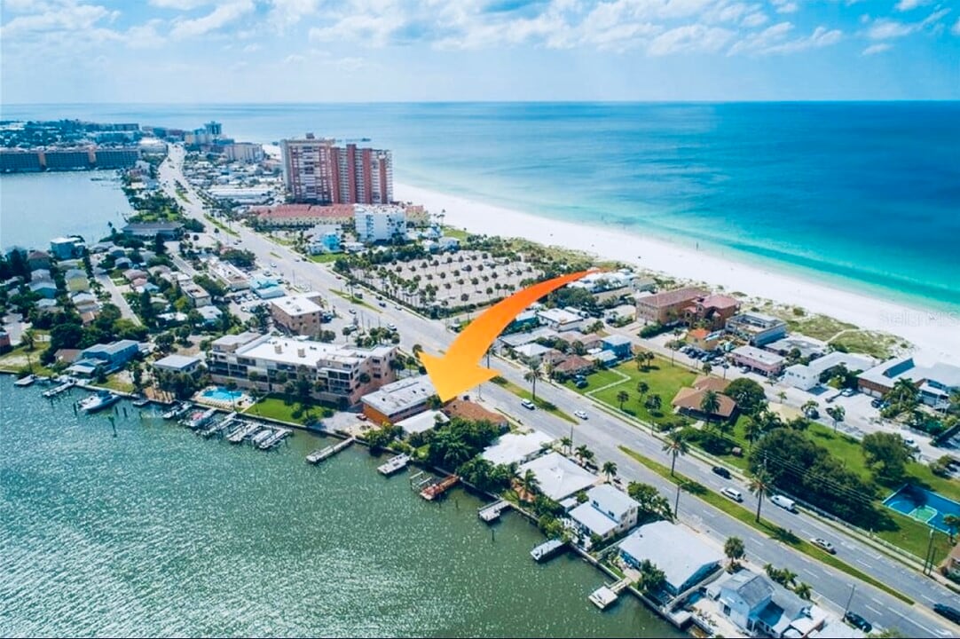 Redington Retreat in Redington Shores, FL - Building Photo