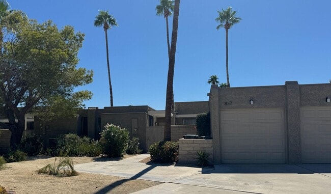property at 837 N Calle De Pinos