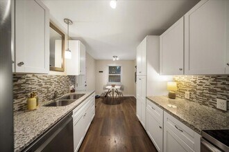 1105 W 85th Terrace in Kansas City, MO - Building Photo - Building Photo