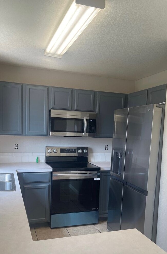 2402 Lagoon Ct in Evans, CO - Building Photo - Building Photo