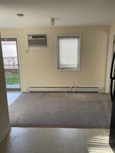95 Cannon Ave, Unit apartment in Staten Island, NY - Building Photo - Building Photo