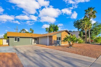 3822 S Dorsey Ln in Tempe, AZ - Building Photo - Building Photo