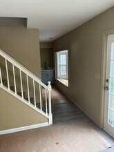 13 Windsor Ct in Poughkeepsie, NY - Building Photo - Building Photo