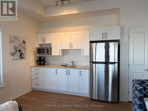 164 Maravista Dr in Ottawa, ON - Building Photo - Building Photo