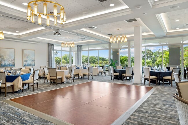 1415 Sweetwater Cove in Naples, FL - Building Photo - Building Photo