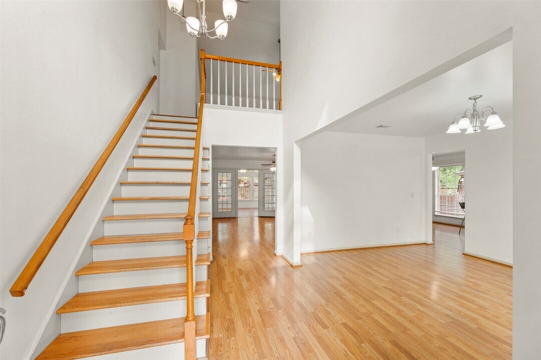 38 Tall Sky Pl in The Woodlands, TX - Building Photo