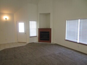 3236 Wind River Cir in Columbia, MO - Building Photo - Building Photo