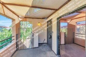 7614 E Callisto Cir in Tucson, AZ - Foto de edificio - Building Photo