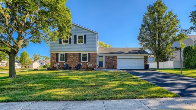 property at 1129 Alden Ln