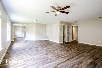 5415 Colton Creek in San Antonio, TX - Building Photo - Building Photo