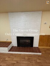 5804 SE Kellogg Creek Dr in Milwaukie, OR - Foto de edificio - Building Photo
