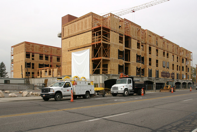 Central Pointe in Salt Lake City, UT - Building Photo - Building Photo