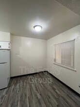 1438 W Elowin Ave in Visalia, CA - Building Photo - Building Photo