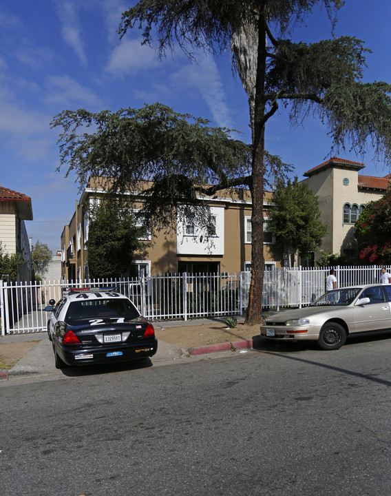 247 S Catalina St in Los Angeles, CA - Foto de edificio