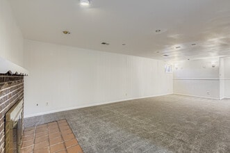 6336 W 71st Pl in Arvada, CO - Foto de edificio - Building Photo