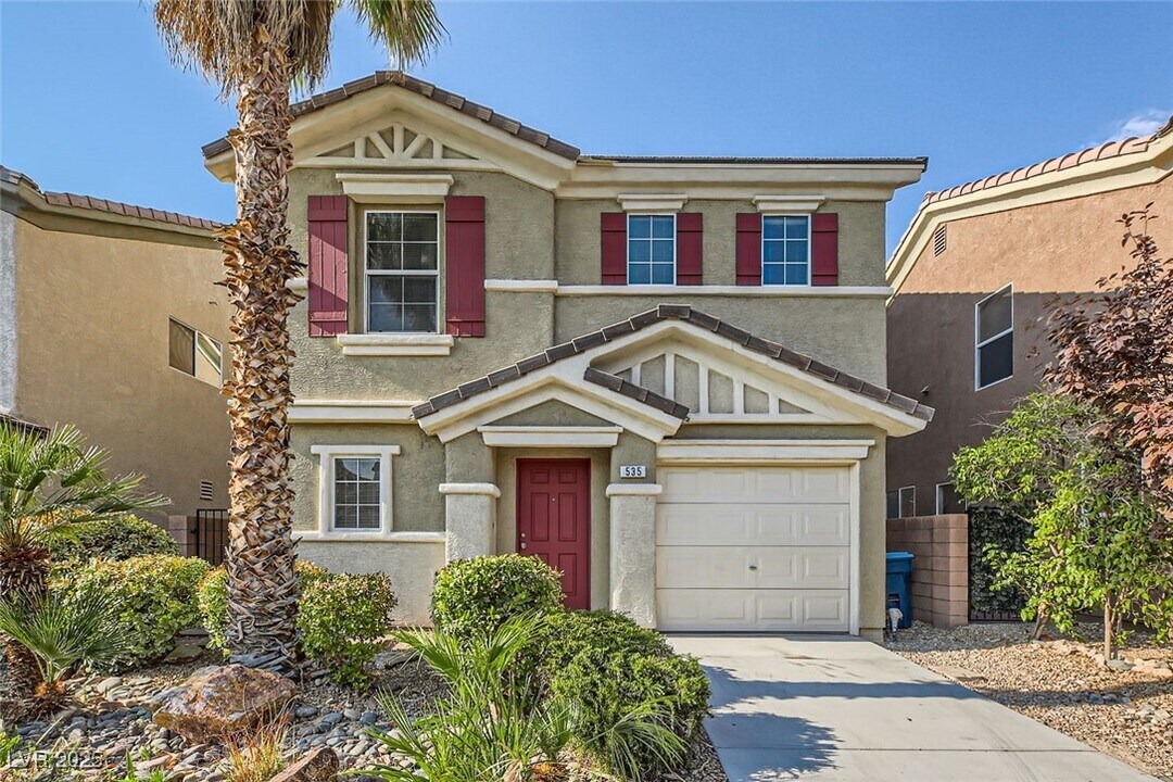 535 Primrose Hill Ave in Las Vegas, NV - Foto de edificio