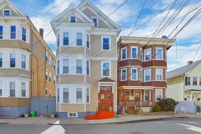 12 Bynner St, Unit #1