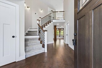 1071 Barnhill Rd in Clarksville, TN - Building Photo - Building Photo