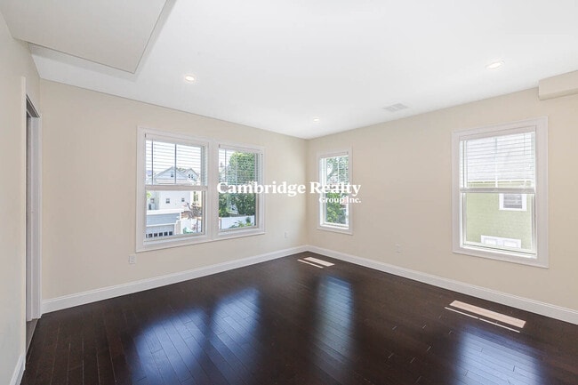 120 Jerome St, Unit T