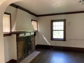 2115 10th Ave in Rockford, IL - Building Photo - Building Photo