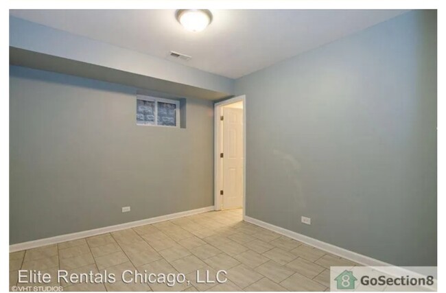 7824 S Greenwood Ave, Unit G in Chicago, IL - Building Photo - Building Photo