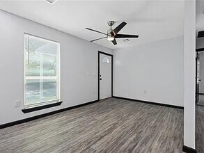 3205 NW 14th St in Oklahoma City, OK - Building Photo - Building Photo