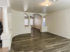 2706 Chokecherry Ave in Henderson, NV - Building Photo - Building Photo
