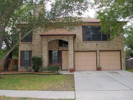 2401 Hidden Grove Ln in Schertz, TX - Building Photo