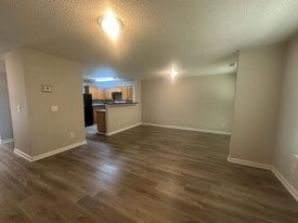 1435 Maple Valley Ct in Union City, GA - Building Photo