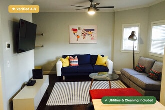 Furnished Private Bedroom in East Boston in Boston, MA - Foto de edificio - Building Photo