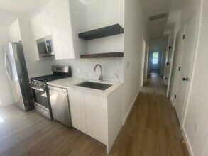 1507 West St, Unit Apartment 2 in Union City, NJ - Building Photo - Building Photo