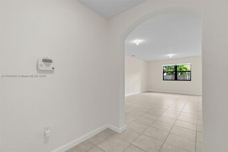 241 SE 35 Ave in Homestead, FL - Building Photo - Building Photo