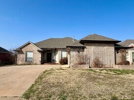 1905 NW 177th Terrace in Edmond, OK - Building Photo