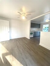 429 N 14th St in Fort Pierce, FL - Foto de edificio - Building Photo