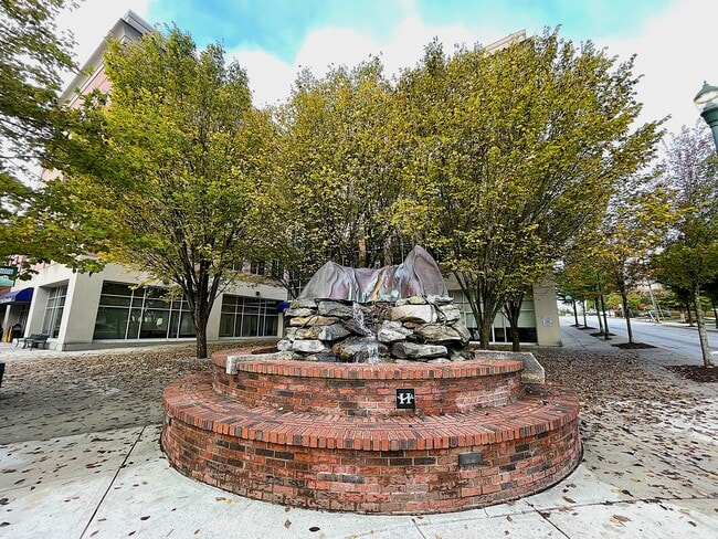 property at 538 N Main St