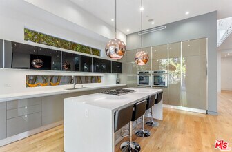 6359 Colgate Ave in Los Angeles, CA - Building Photo - Building Photo