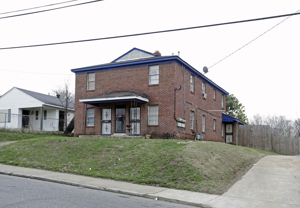 669 Walker Ave in Memphis, TN - Building Photo