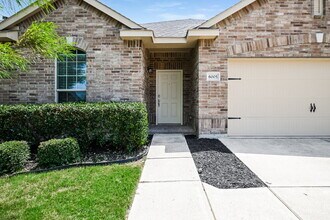 6005 Deck House Rd in Fort Worth, TX - Building Photo - Building Photo