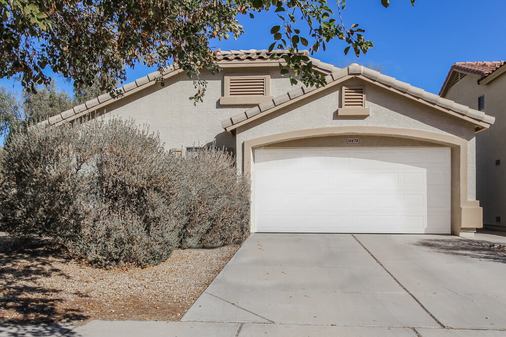 16674 W Melvin St in Goodyear, AZ - Building Photo