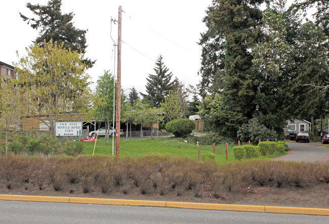 The Firs Mobile Home Park in Seattle, WA - Building Photo - Building Photo