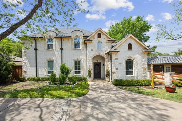 8525 Briarwood Ln in Dallas, TX - Building Photo - Building Photo