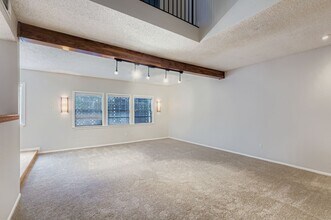 8600 Tallwood Dr in Austin, TX - Building Photo - Building Photo
