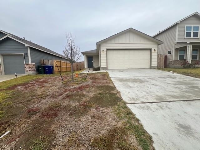 1614 Decano Ln in Laredo, TX - Building Photo