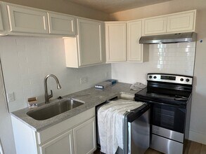 1318 S 16th St in Chickasha, OK - Building Photo - Building Photo