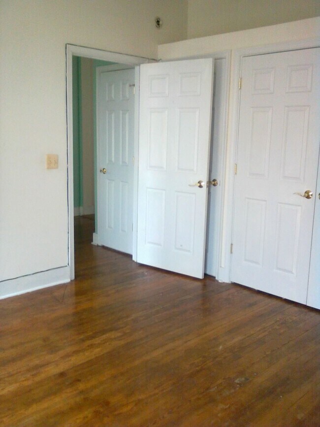 2112 Fleet St, Unit B photo'