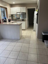 30 Madeley Ln in Stony Brook, NY - Building Photo - Building Photo