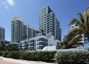 Monte Carlo in Miami Beach, FL - Building Photo - Building Photo