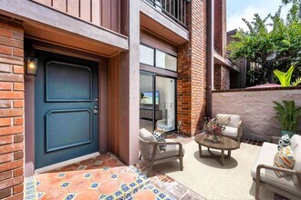 4425 Alla Rd, Unit #5 in Marina Del Rey, CA - Foto de edificio - Building Photo