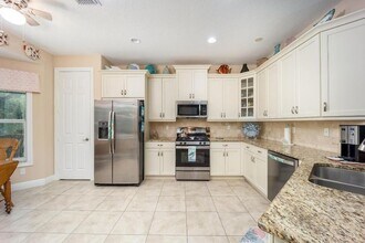 443 11th Square SW in Vero Beach, FL - Building Photo - Building Photo